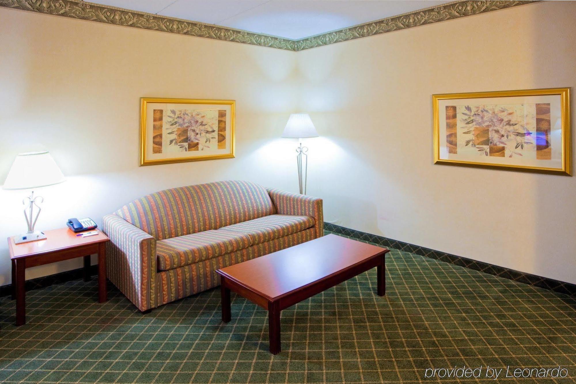 Holiday Inn Express I-95 Capitol Beltway - Largo, An Ihg Hotel Zimmer foto